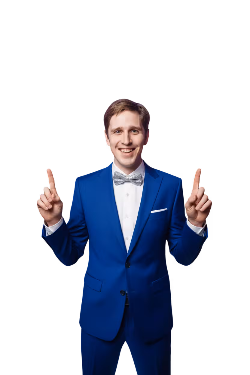 Ведущий Владислав Богомолов